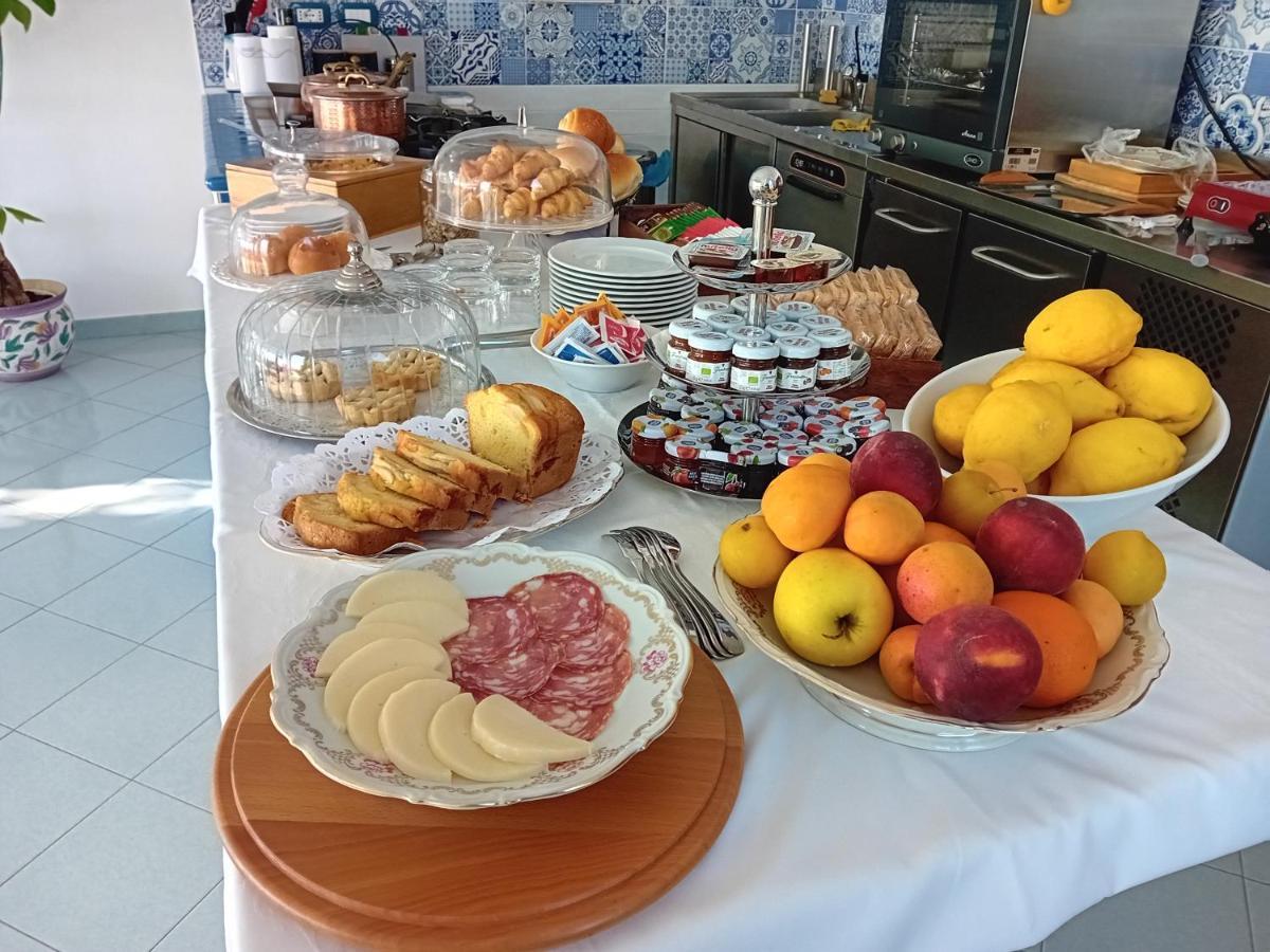 La Pergola Del Torchio Bed & Breakfast Ischia Exterior photo